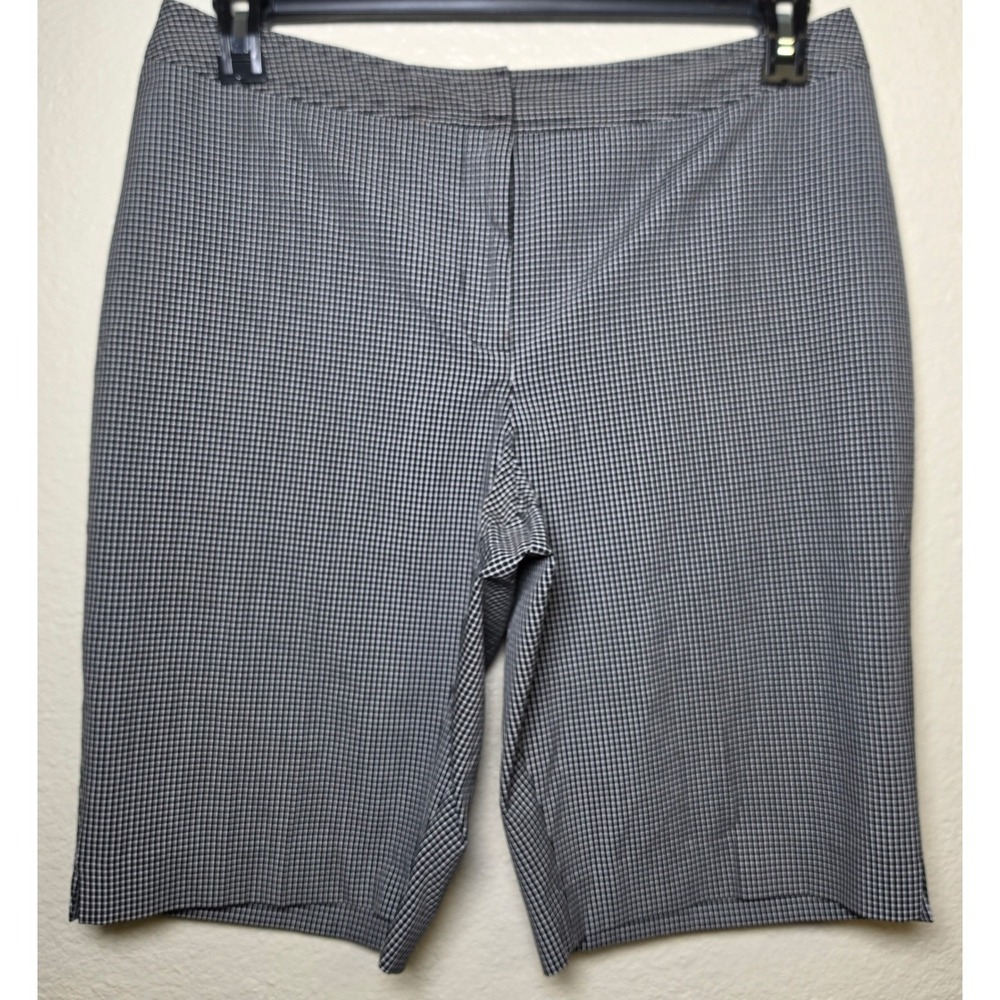 Chicos Black White Gingham Micro Check Shorts Size 1.5 Women Knee Length Stretch
